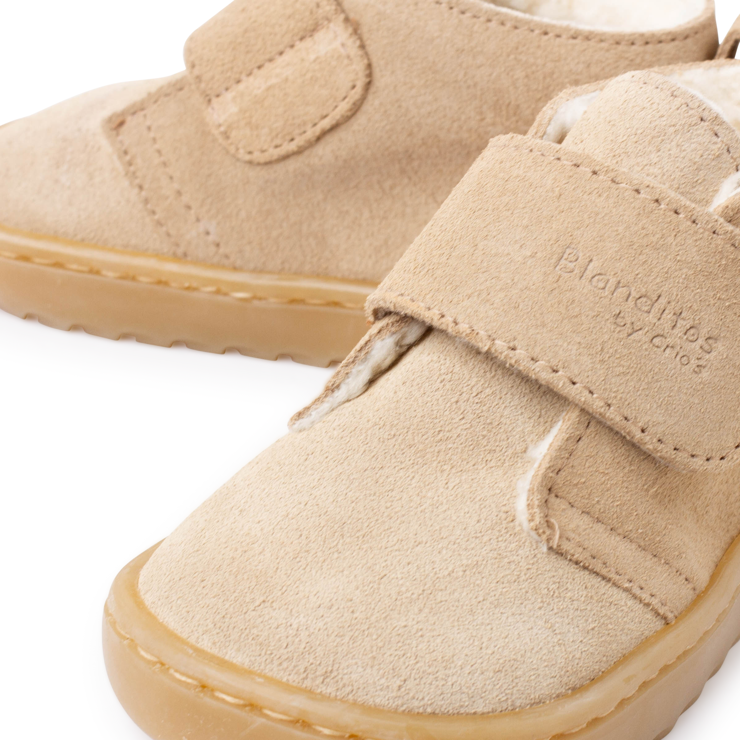 WIDE HOOK-AND-LOOP STRAP