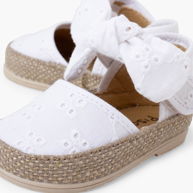 BRODERIE ANGLAISE