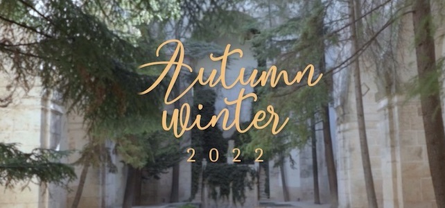 https://cdn02.pisamonas.co.uk/media/mageplaza/blog/post/autum_winter22_p.jpg